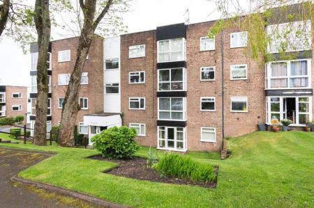 1 bedroom Flat for sale in Brentwood Court, Prestwich, M25