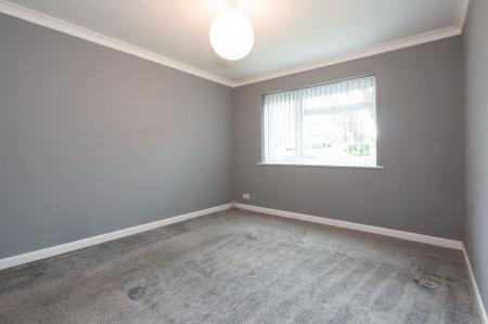 1 bedroom Flat for sale in Brentwood Court, Prestwich, M25