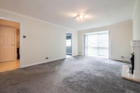 1 bedroom Flat for sale in Brentwood Court, Prestwich, M25