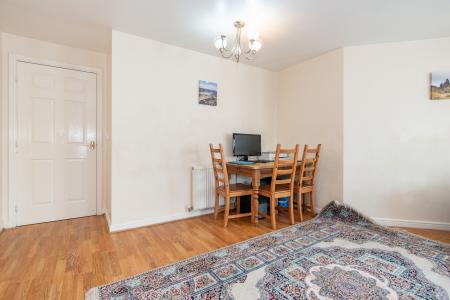 2 bedroom Flat for sale in Keane Court, Cheetham Hill, M8