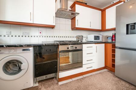 2 bedroom Flat for sale in Keane Court, Cheetham Hill, M8