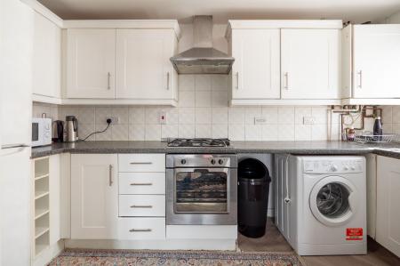 2 bedroom Flat for sale in Martingale Court, Manchester, Cheetham Hill, M8