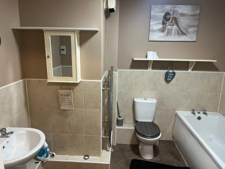 2 bedroom Flat for sale in Roch Bank, Blackley, M9