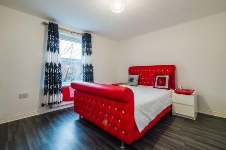 4 bedroom Town house for sale in Appleton Street, Cheetham Hill, M8