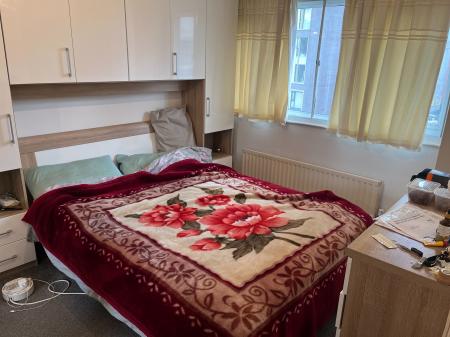 2 bedroom Flat for sale in Brackley Avenue, Manchester, M15