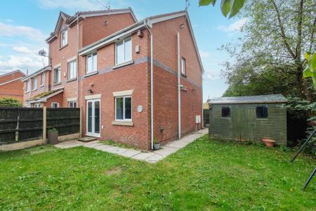 3 bedroom Semi-detached house for sale in Braithwaite Road, Middleton, M24