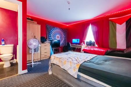 4 bedroom Town house for sale in Cardinal Street, Cheetham Hill, M8