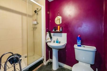 4 bedroom Town house for sale in Cardinal Street, Cheetham Hill, M8