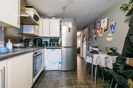 4 bedroom Town house for sale in Cardinal Street, Cheetham Hill, M8