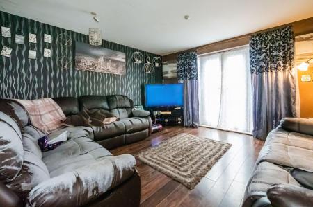 4 bedroom Town house for sale in Cardinal Street, Cheetham Hill, M8