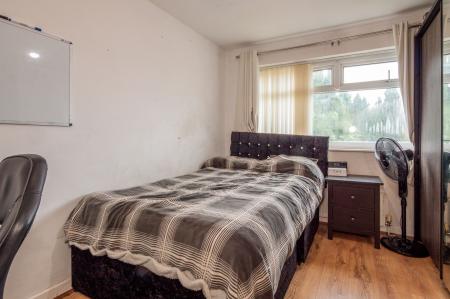 4 bedroom Town house for sale in Cardinal Street, Manchester, Cheetham Hill, M8