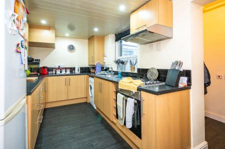 3 bedroom Mews house for sale in Farcroft Avenue, Radcliffe, M26