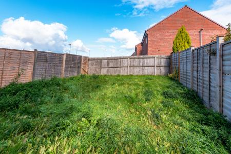 3 bedroom Semi-detached house for sale in Flemish Crescent, Gorton, Manchester, M18