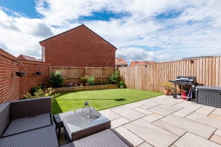 3 bedroom Semi-detached house for sale in Glaramara Close, Middleton, M24