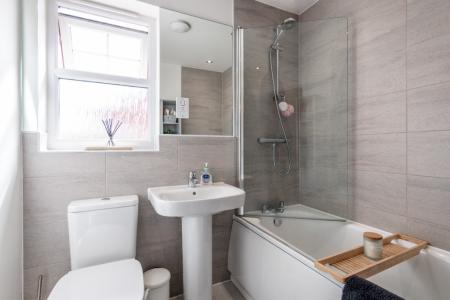 3 bedroom Semi-detached house for sale in Glaramara Close, Middleton, M24