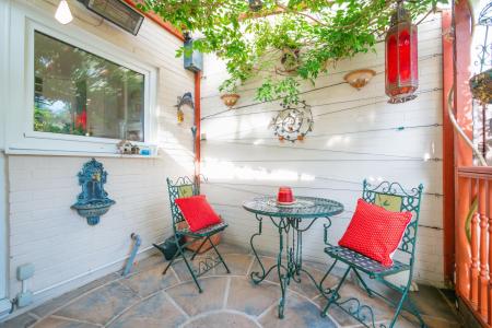 3 bedroom Semi-detached house for sale in Great Hall Close, Radcliffe, M26