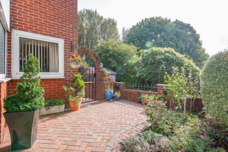3 bedroom Semi-detached house for sale in Great Hall Close, Radcliffe, M26