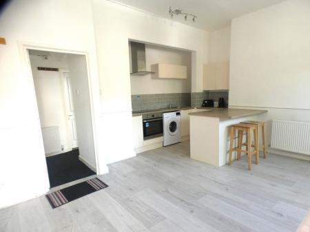 1 bedroom Flat for sale in Hathersage Road, Manchester, M13