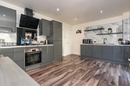 2 bedroom Semi-detached house for sale in Halliwell Road, Prestwich, M25