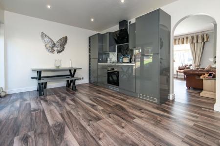 2 bedroom Semi-detached house for sale in Halliwell Road, Prestwich, M25