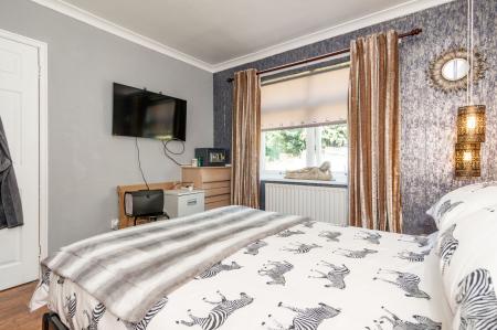 2 bedroom Semi-detached house for sale in Halliwell Road, Prestwich, M25