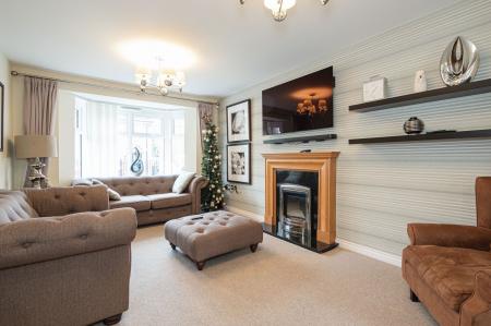 4 bedroom Detached house for sale in Horse Chestnut Drive, Manchester, Blackley, M9