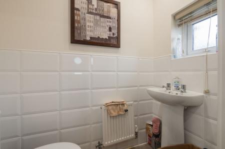 4 bedroom Detached house for sale in Horse Chestnut Drive, Manchester, Blackley, M9