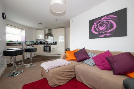 1 bedroom Flat for sale in Ivy Graham Close, Newton Heath, M40