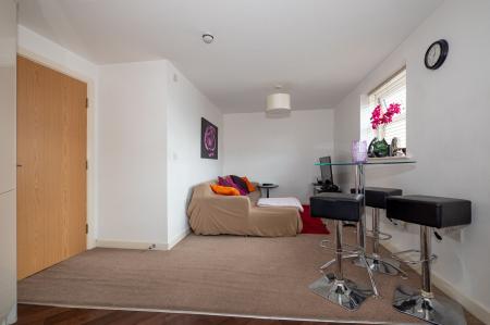 1 bedroom Flat for sale in Ivy Graham Close, Newton Heath, M40