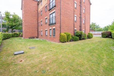 2 bedroom Flat for sale in Old Market Street, Blackley, M9