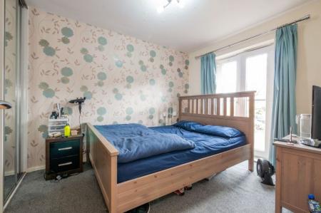 4 bedroom Semi-detached house for sale in Oriel Gardens, Salford, M7