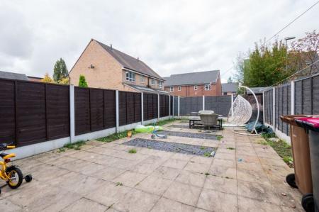 4 bedroom Semi-detached house for sale in Oriel Gardens, Salford, M7