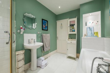 3 bedroom Terraced House for sale in Parr Lane, Bury, BL9