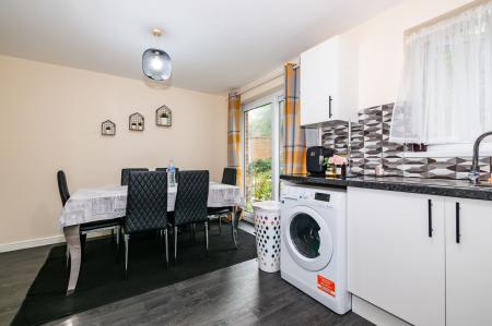 4 bedroom Town house for sale in Saddlecote Close, Manchester, M8