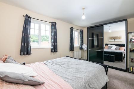 4 bedroom Town house for sale in Saddlecote Close, Manchester, M8