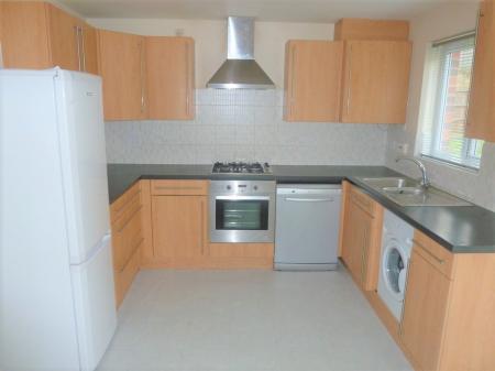 4 bedroom Town house for sale in SaddlecoteClose, Manchester, M8