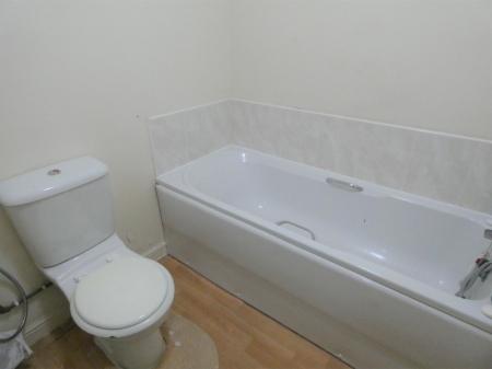 4 bedroom Town house for sale in SaddlecoteClose, Manchester, M8
