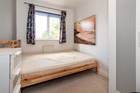 3 bedroom Semi-detached house for sale in Stephen Oake Close, Manchester, M8