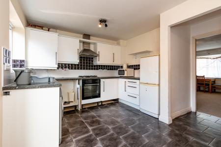 3 bedroom Semi-detached house for sale in Stephen Oake Close, Manchester, M8