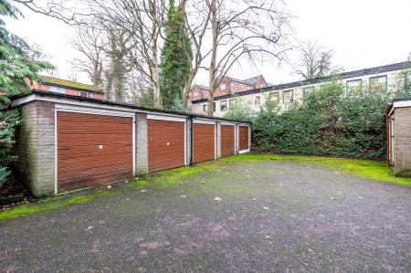 3 bedroom Apartment for sale in Upper Park Road, Salford, M7