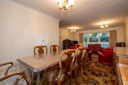 3 bedroom Apartment for sale in Upper Park Road, Salford, M7