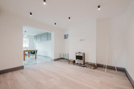 3 bedroom Semi-detached house for sale in Worsley Avenue, Manchester, Blackley, M40