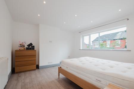 3 bedroom Semi-detached house for sale in Worsley Avenue, Manchester, Blackley, M40