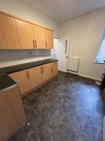 2 bedroom Flat to let in Clarendon Road, Manchester, M16
