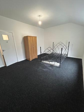 2 bedroom Flat to let in Clarendon Road, Manchester, M16