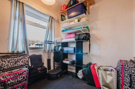 4 bedroom Semi-detached house for sale in Fairway, Prestwich, M25