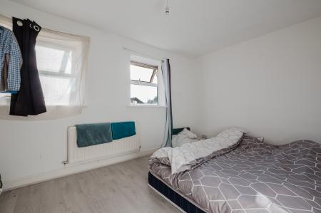 3 bedroom Semi-detached house for sale in Cowling Street, Salford, M7