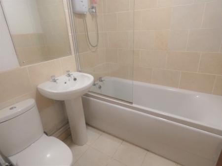 1 bedroom Flat to let in Limefield Road, Salford, M7
