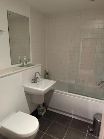 3 bedroom Flat to let in Spindletree Avenue, Manchester, Blackley, M9