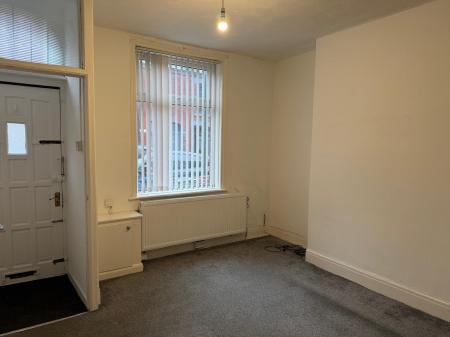 2 bedroom Terraced House to let in Hethorn Street, Newton Heath, M40